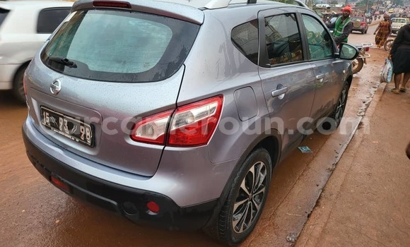 Acheter Occasion Voiture Nissan Qashqai Bleu à Yaoundé, Central Cameroon Acheter Occasion Voiture Nissan Qashqai Bleu à Yaoundé, Central Cameroon