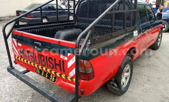 Buy Used Mitsubishi L200 Green Car in Douala in Littoral Cameroon Buy Used Mitsubishi L200 Green Car in Douala in Littoral Cameroon