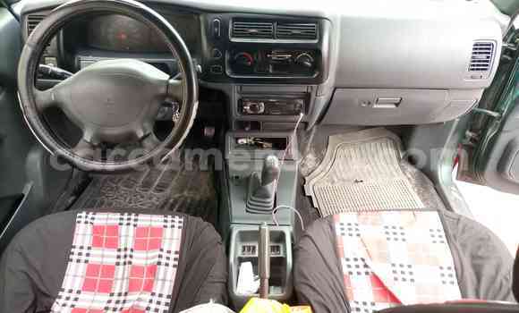 Buy Used Mitsubishi L200 Green Car in Douala in Littoral Cameroon Buy Used Mitsubishi L200 Green Car in Douala in Littoral Cameroon