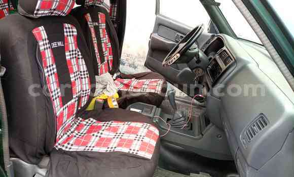 Buy Used Mitsubishi L200 Green Car in Douala in Littoral Cameroon Buy Used Mitsubishi L200 Green Car in Douala in Littoral Cameroon