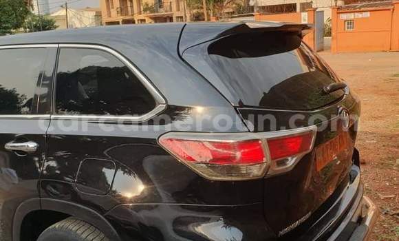 Acheter Occasion Voiture Toyota Highlander Noir à Yaoundé, Central Cameroon Acheter Occasion Voiture Toyota Highlander Noir à Yaoundé, Central Cameroon