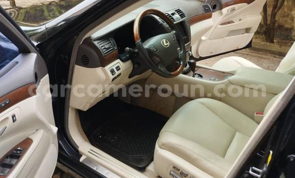 Acheter Occasion Voiture Lexus IS Noir à Yaoundé, Central Cameroon Acheter Occasion Voiture Lexus IS Noir à Yaoundé, Central Cameroon