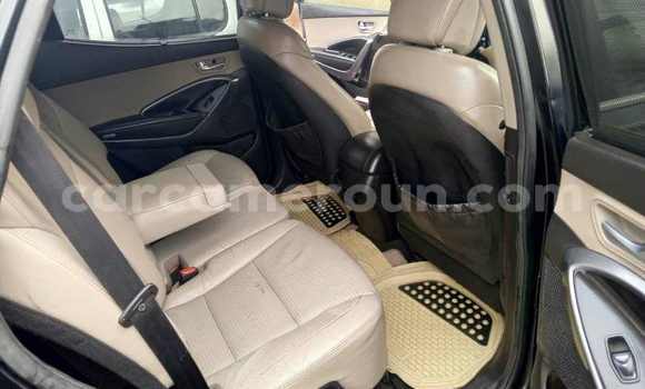 Acheter Occasion Voiture Hyundai Santa Fe Noir à Yaoundé, Central Cameroon Acheter Occasion Voiture Hyundai Santa Fe Noir à Yaoundé, Central Cameroon