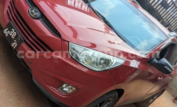 Sayi Na hannu Hyundai Tucson Red Mota in Yaounde a Babban Kamaru Sayi Na hannu Hyundai Tucson Red Mota in Yaounde a Babban Kamaru