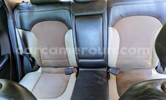 Sayi Na hannu Hyundai Tucson Red Mota in Yaounde a Babban Kamaru Sayi Na hannu Hyundai Tucson Red Mota in Yaounde a Babban Kamaru