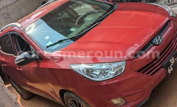 Sayi Na hannu Hyundai Tucson Red Mota in Yaounde a Babban Kamaru Sayi Na hannu Hyundai Tucson Red Mota in Yaounde a Babban Kamaru