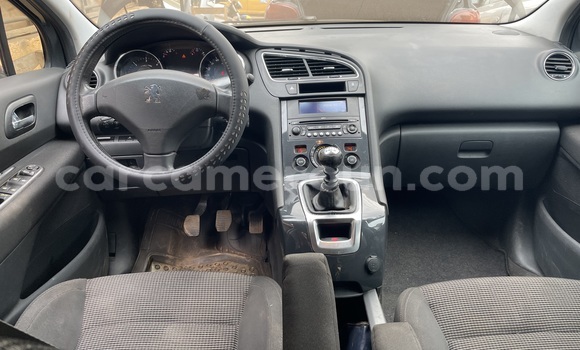 Acheter Occasion Voiture Peugeot 5008 Noir à Yaoundé, Central Cameroon Acheter Occasion Voiture Peugeot 5008 Noir à Yaoundé, Central Cameroon