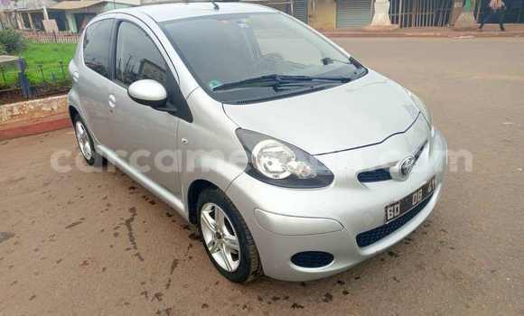 Acheter Occasion Voiture Toyota Aygo Gris à Yaoundé, Central Cameroon Acheter Occasion Voiture Toyota Aygo Gris à Yaoundé, Central Cameroon