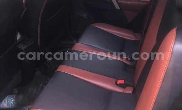 Acheter Occasion Voiture Toyota RAV4 Gris à Yaoundé, Central Cameroon Acheter Occasion Voiture Toyota RAV4 Gris à Yaoundé, Central Cameroon