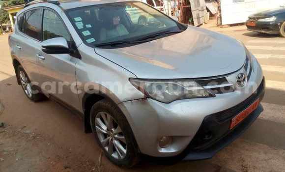 Acheter Occasion Voiture Toyota RAV4 Gris à Yaoundé, Central Cameroon Acheter Occasion Voiture Toyota RAV4 Gris à Yaoundé, Central Cameroon