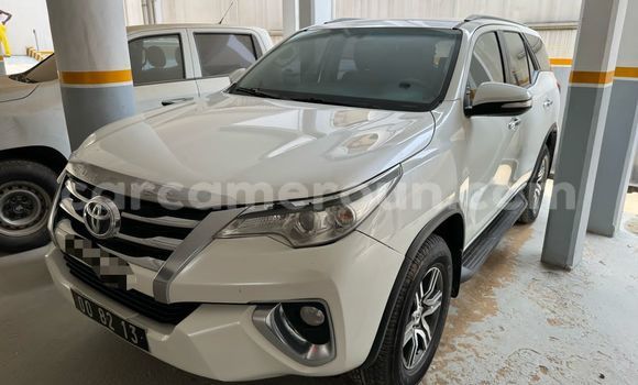 Acheter Occasion Voiture Toyota Fortuner Blanc à Douala, Littoral Cameroon Acheter Occasion Voiture Toyota Fortuner Blanc à Douala, Littoral Cameroon
