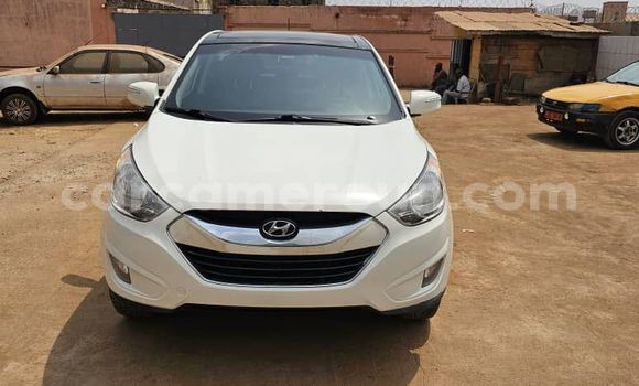 Sayi Na hannu Hyundai Tucson White Mota in Yaounde a Babban Kamaru Sayi Na hannu Hyundai Tucson White Mota in Yaounde a Babban Kamaru