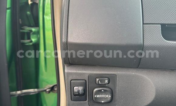 Sayi Na hannu Toyota Yaris Green Mota in Yaounde a Babban Kamaru Sayi Na hannu Toyota Yaris Green Mota in Yaounde a Babban Kamaru
