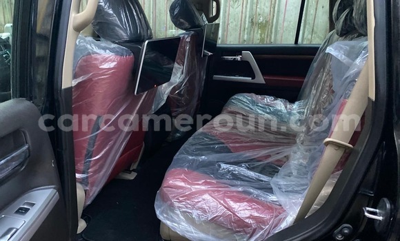 Acheter Neuf Voiture Toyota Land Cruiser Noir à Douala, Littoral Cameroon Acheter Neuf Voiture Toyota Land Cruiser Noir à Douala, Littoral Cameroon