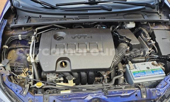 Sayi Na hannu Toyota Corolla Blue Mota in Yaounde a Babban Kamaru Sayi Na hannu Toyota Corolla Blue Mota in Yaounde a Babban Kamaru