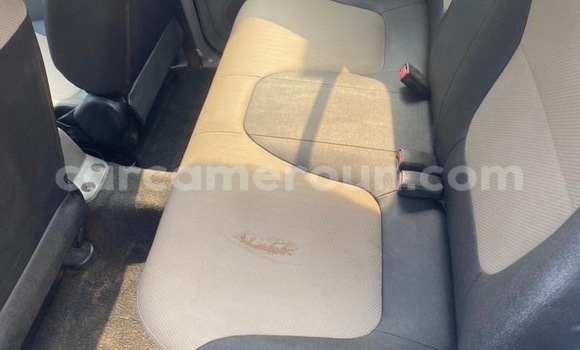 Acheter Occasion Voiture Mitsubishi L200 Blanc à Yaoundé, Central Cameroon Acheter Occasion Voiture Mitsubishi L200 Blanc à Yaoundé, Central Cameroon