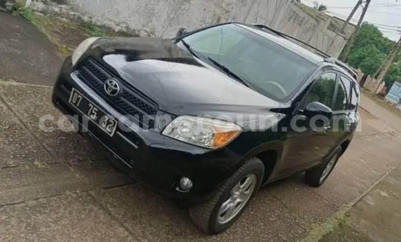 Sayi Na hannu Toyota RAV4 Black Mota in Yaounde a Babban Kamaru
