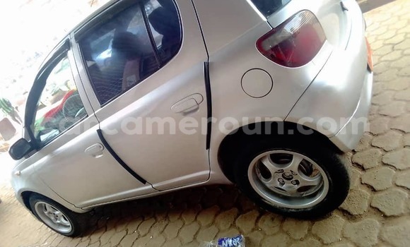 Acheter Occasion Voiture Toyota Yaris Autre à Yaoundé, Central Cameroon Acheter Occasion Voiture Toyota Yaris Autre à Yaoundé, Central Cameroon