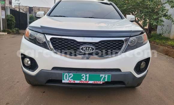 Acheter Occasion Voiture Kia Sorento Blanc à Yaoundé, Central Cameroon Acheter Occasion Voiture Kia Sorento Blanc à Yaoundé, Central Cameroon