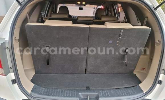 Acheter Occasion Voiture Kia Sorento Blanc à Yaoundé, Central Cameroon Acheter Occasion Voiture Kia Sorento Blanc à Yaoundé, Central Cameroon