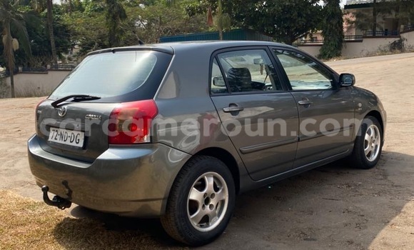 Sayi Na hannu Toyota Corolla Sauran Mota in Yaounde a Babban Kamaru Sayi Na hannu Toyota Corolla Sauran Mota in Yaounde a Babban Kamaru