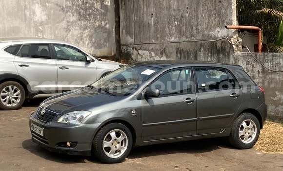 Sayi Na hannu Toyota Corolla Sauran Mota in Yaounde a Babban Kamaru Sayi Na hannu Toyota Corolla Sauran Mota in Yaounde a Babban Kamaru