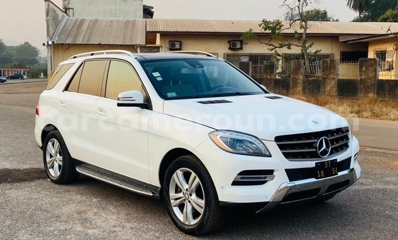 Acheter Occasion Voiture Mercedes-Benz GLC 250D Blanc à Yaoundé, Central Cameroon Acheter Occasion Voiture Mercedes-Benz GLC 250D Blanc à Yaoundé, Central Cameroon