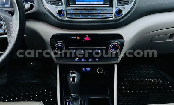 Acheter Occasion Voiture Hyundai Tucson Blanc à Yaoundé, Central Cameroon Acheter Occasion Voiture Hyundai Tucson Blanc à Yaoundé, Central Cameroon