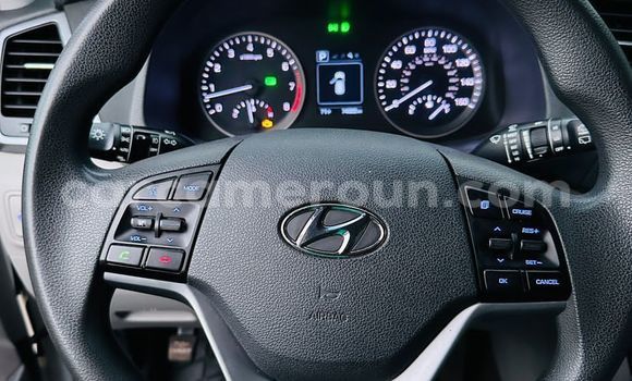 Acheter Occasion Voiture Hyundai Tucson Blanc à Yaoundé, Central Cameroon Acheter Occasion Voiture Hyundai Tucson Blanc à Yaoundé, Central Cameroon