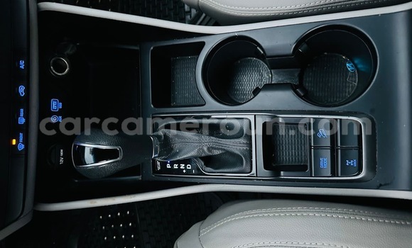 Acheter Occasion Voiture Hyundai Tucson Blanc à Yaoundé, Central Cameroon Acheter Occasion Voiture Hyundai Tucson Blanc à Yaoundé, Central Cameroon