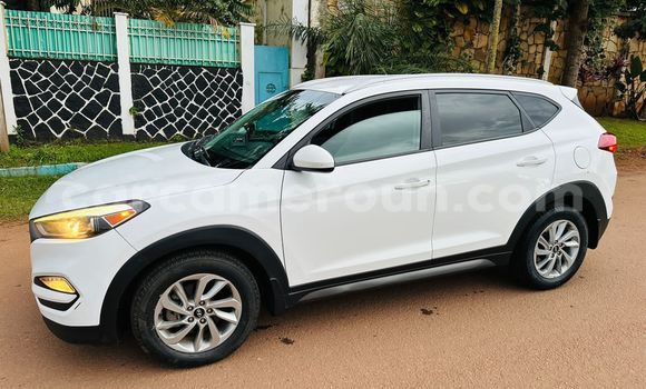 Acheter Occasion Voiture Hyundai Tucson Blanc à Yaoundé, Central Cameroon Acheter Occasion Voiture Hyundai Tucson Blanc à Yaoundé, Central Cameroon