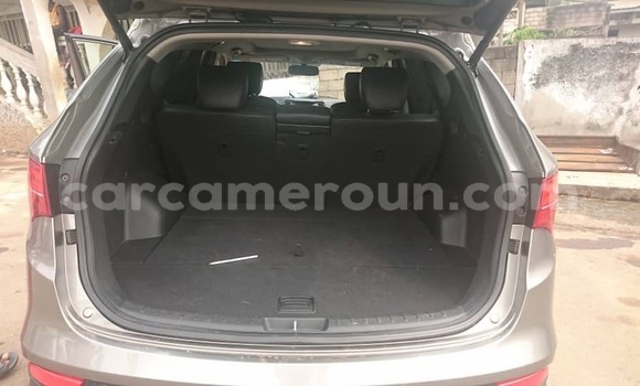 Acheter Occasion Voiture Hyundai Santa Fe Autre à Yaoundé, Central Cameroon Acheter Occasion Voiture Hyundai Santa Fe Autre à Yaoundé, Central Cameroon