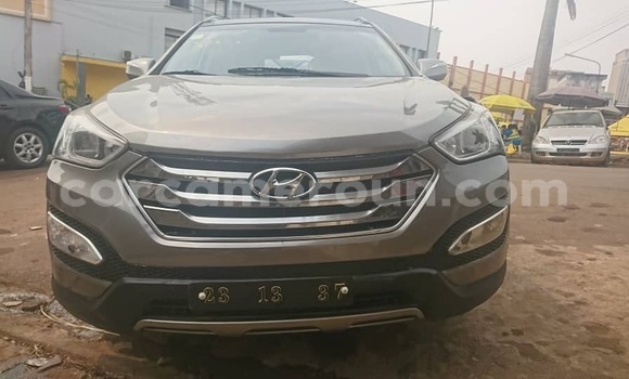 Acheter Occasion Voiture Hyundai Santa Fe Autre à Yaoundé, Central Cameroon Acheter Occasion Voiture Hyundai Santa Fe Autre à Yaoundé, Central Cameroon