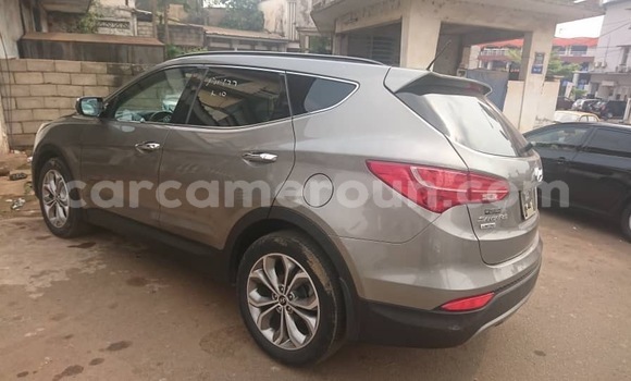 Acheter Occasion Voiture Hyundai Santa Fe Autre à Yaoundé, Central Cameroon Acheter Occasion Voiture Hyundai Santa Fe Autre à Yaoundé, Central Cameroon