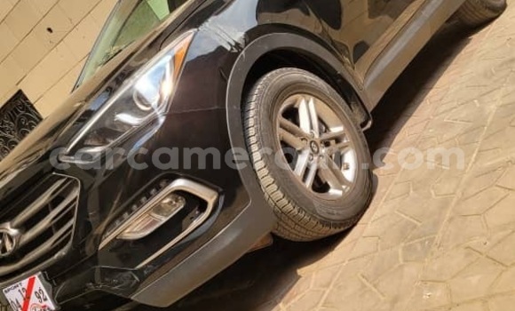 Acheter Occasion Voiture Hyundai Santa Fe Noir à Yaoundé, Central Cameroon Acheter Occasion Voiture Hyundai Santa Fe Noir à Yaoundé, Central Cameroon