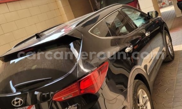 Acheter Occasion Voiture Hyundai Santa Fe Noir à Yaoundé, Central Cameroon Acheter Occasion Voiture Hyundai Santa Fe Noir à Yaoundé, Central Cameroon
