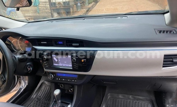 Acheter Occasion Voiture Toyota Corolla Gris à Yaoundé, Central Cameroon Acheter Occasion Voiture Toyota Corolla Gris à Yaoundé, Central Cameroon