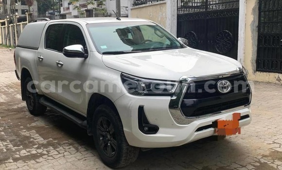 Buy Used Toyota Hilux White Car in Douala in Littoral Cameroon Buy Used Toyota Hilux White Car in Douala in Littoral Cameroon