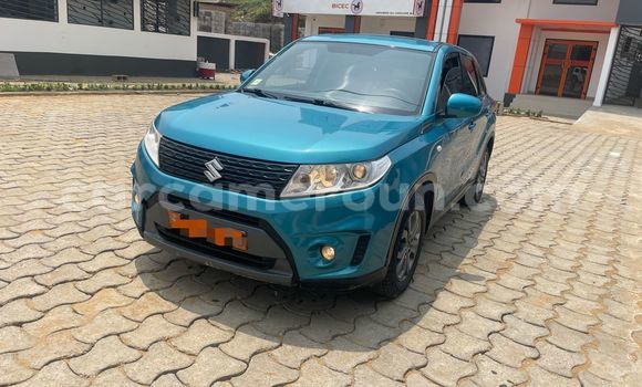 Sayi Na hannu Suzuki Vitara Blue Mota in Douala a Ƙasar Kamaru Sayi Na hannu Suzuki Vitara Blue Mota in Douala a Ƙasar Kamaru