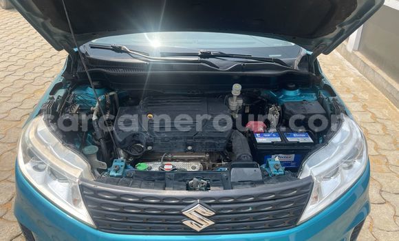 Sayi Na hannu Suzuki Vitara Blue Mota in Douala a Ƙasar Kamaru Sayi Na hannu Suzuki Vitara Blue Mota in Douala a Ƙasar Kamaru