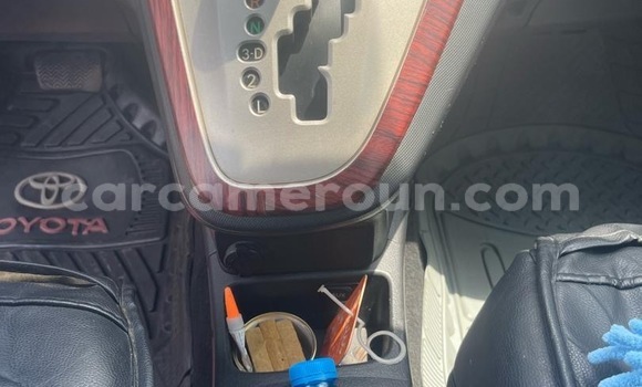 Acheter Occasion Voiture Toyota Matrix Bleu à Yaoundé, Central Cameroon Acheter Occasion Voiture Toyota Matrix Bleu à Yaoundé, Central Cameroon