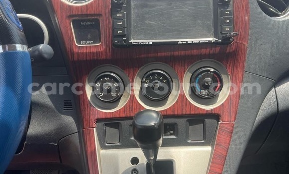 Acheter Occasion Voiture Toyota Matrix Bleu à Yaoundé, Central Cameroon Acheter Occasion Voiture Toyota Matrix Bleu à Yaoundé, Central Cameroon