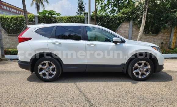 Acheter Occasion Voiture Honda CR–V Blanc à Douala, Littoral Cameroon Acheter Occasion Voiture Honda CR–V Blanc à Douala, Littoral Cameroon
