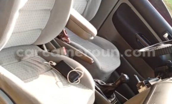 Sayi Na hannu Volkswagen Golf Blue Mota in Yaounde a Babban Kamaru Sayi Na hannu Volkswagen Golf Blue Mota in Yaounde a Babban Kamaru