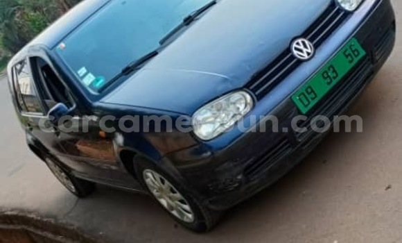 Sayi Na hannu Volkswagen Golf Blue Mota in Yaounde a Babban Kamaru Sayi Na hannu Volkswagen Golf Blue Mota in Yaounde a Babban Kamaru