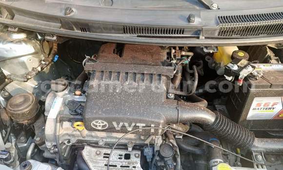 Acheter Occasion Voiture Toyota Yaris Gris à Yaoundé, Central Cameroon Acheter Occasion Voiture Toyota Yaris Gris à Yaoundé, Central Cameroon