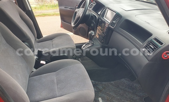 Acheter Occasion Voiture Toyota Spacio Rouge à Yaoundé, Central Cameroon Acheter Occasion Voiture Toyota Spacio Rouge à Yaoundé, Central Cameroon