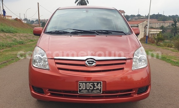 Acheter Occasion Voiture Toyota Spacio Rouge à Yaoundé, Central Cameroon Acheter Occasion Voiture Toyota Spacio Rouge à Yaoundé, Central Cameroon