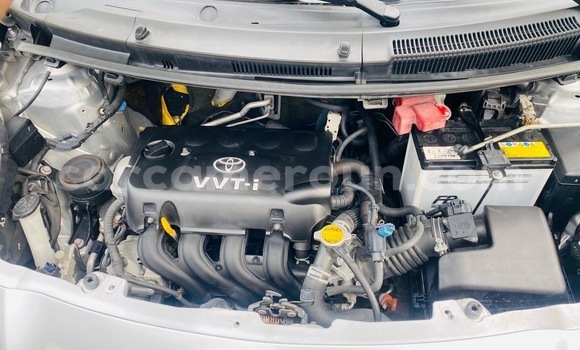 Acheter Neuf Voiture Toyota Yaris Gris à Douala, Littoral Cameroon Acheter Neuf Voiture Toyota Yaris Gris à Douala, Littoral Cameroon