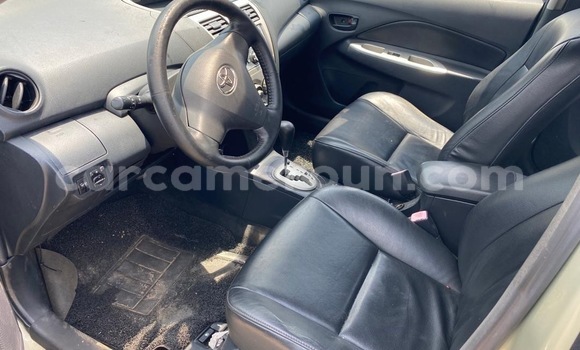 Sayi Sabo Toyota Yaris M Mota in Douala a Ƙasar Kamaru Sayi Sabo Toyota Yaris M Mota in Douala a Ƙasar Kamaru